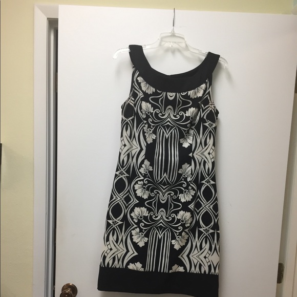 Black and cream sleeveless dress - Picture 1 of 2